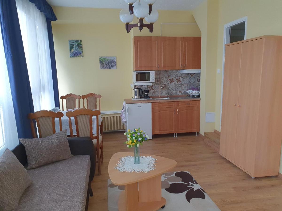 Panorama Vendeghaz Ξενοδοχείο Μίσκολτς Εξωτερικό φωτογραφία